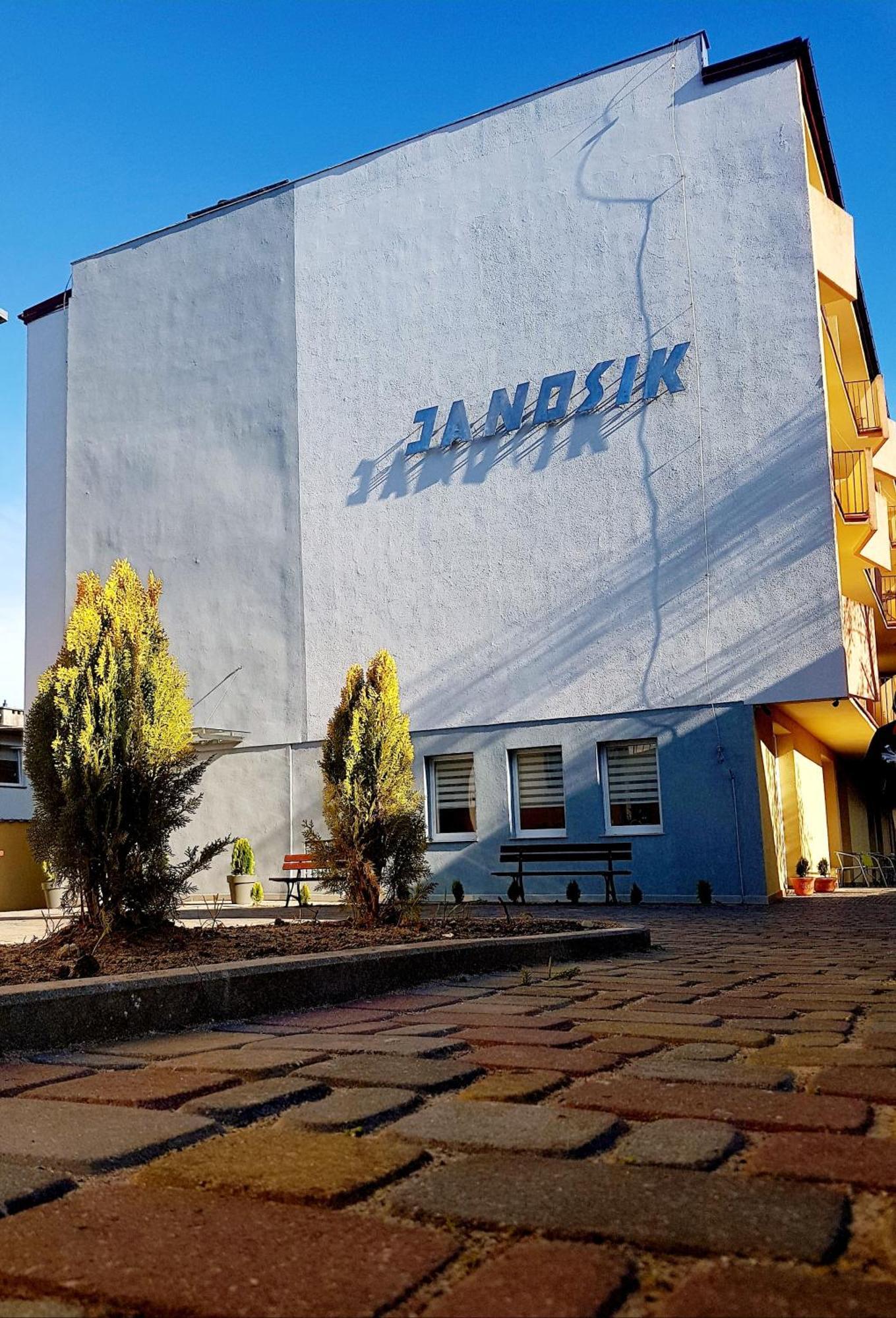O.W.W Janosik Hotel Ustronie Morskie Bagian luar foto